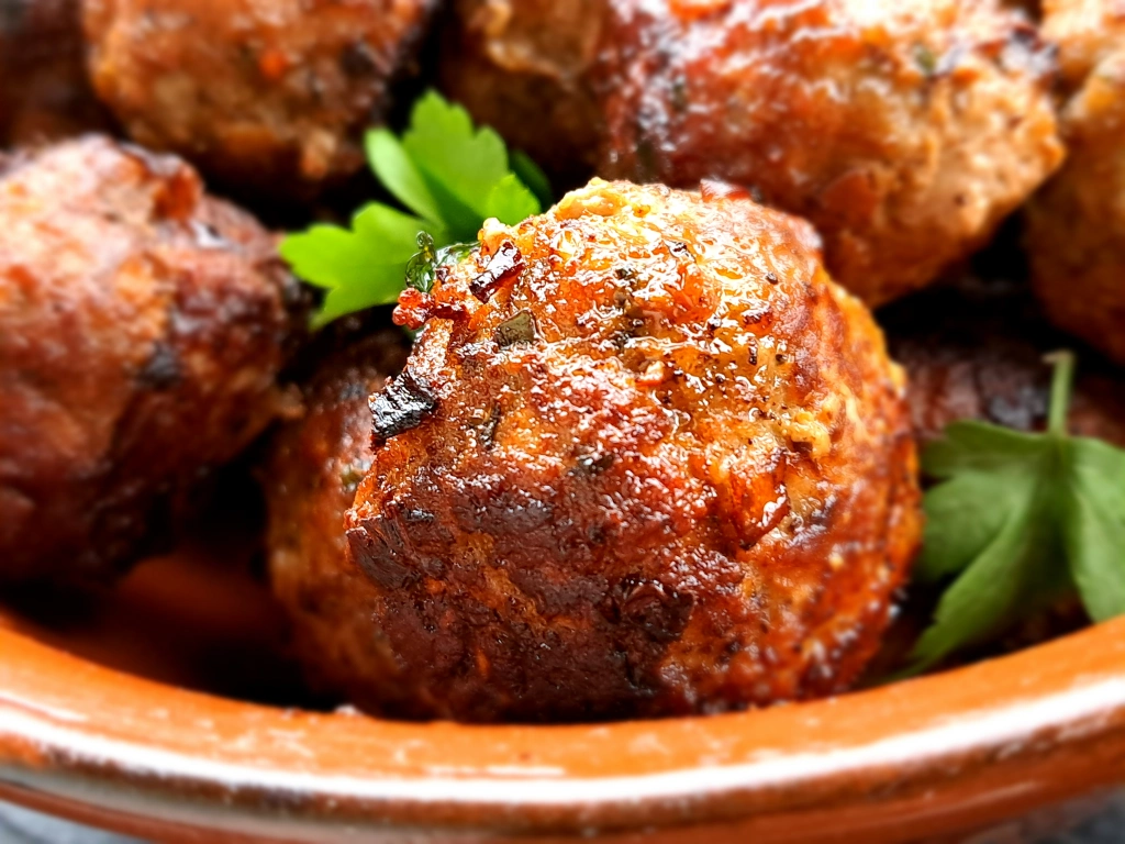 Класически български кюфтета - традиционна българска рецепта